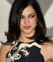 Alexis Knapp