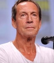 Jonathan Hyde