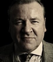 Ray Winstone